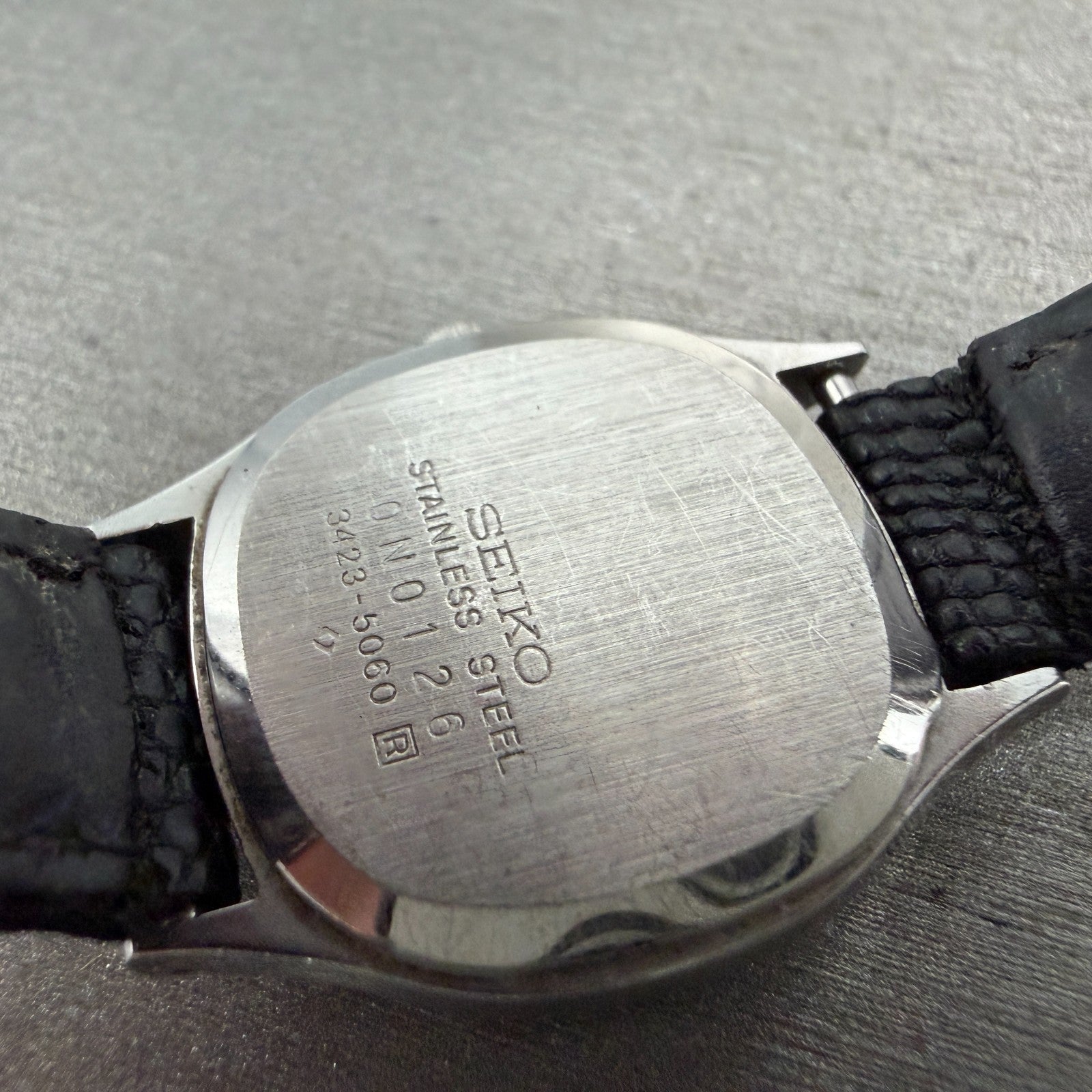 Seiko SQ Watch Women 24mm Silver Dial Silver Tone Octagon 3423-5060 New Battery9