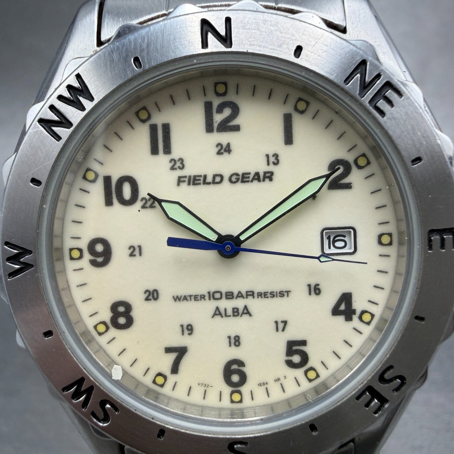 Seiko Alba field Gear Watch Men 40mm Luminous Dial Steel Date V732-0R30 PARTS2