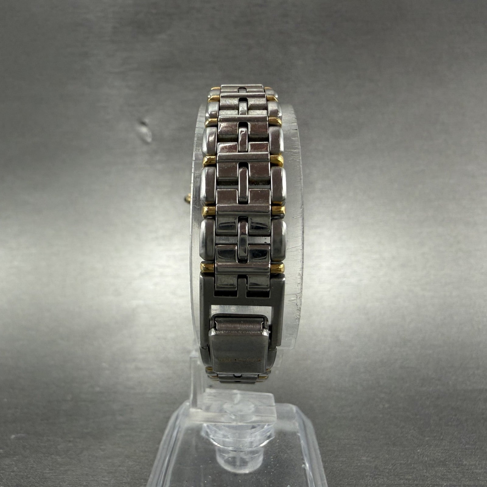 Seiko Dolce Watch Women 23mm White Dial Two Tone Round 3F31-0010 New Battery7