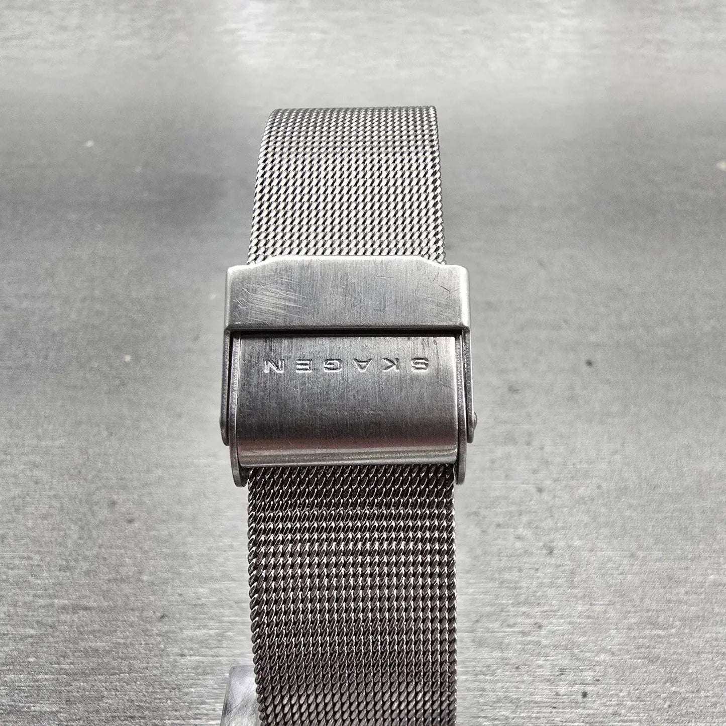Skagen Steel Watch Women 26mm MOP Dial Silver Tone Gemmed 566XSSS New Battery7