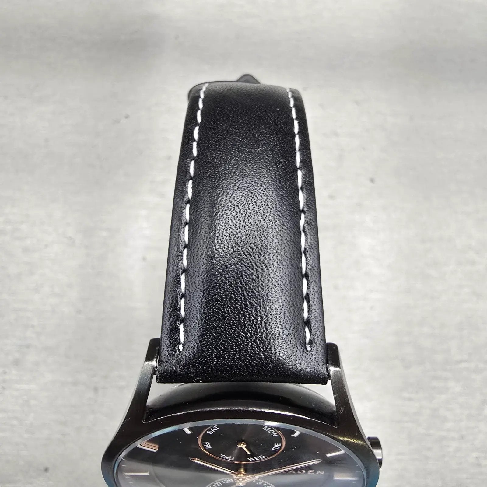 Skagen Holst Watch Men 40mm Gray Dial Gray Tone Daydate Round SKW6180 New Batt4