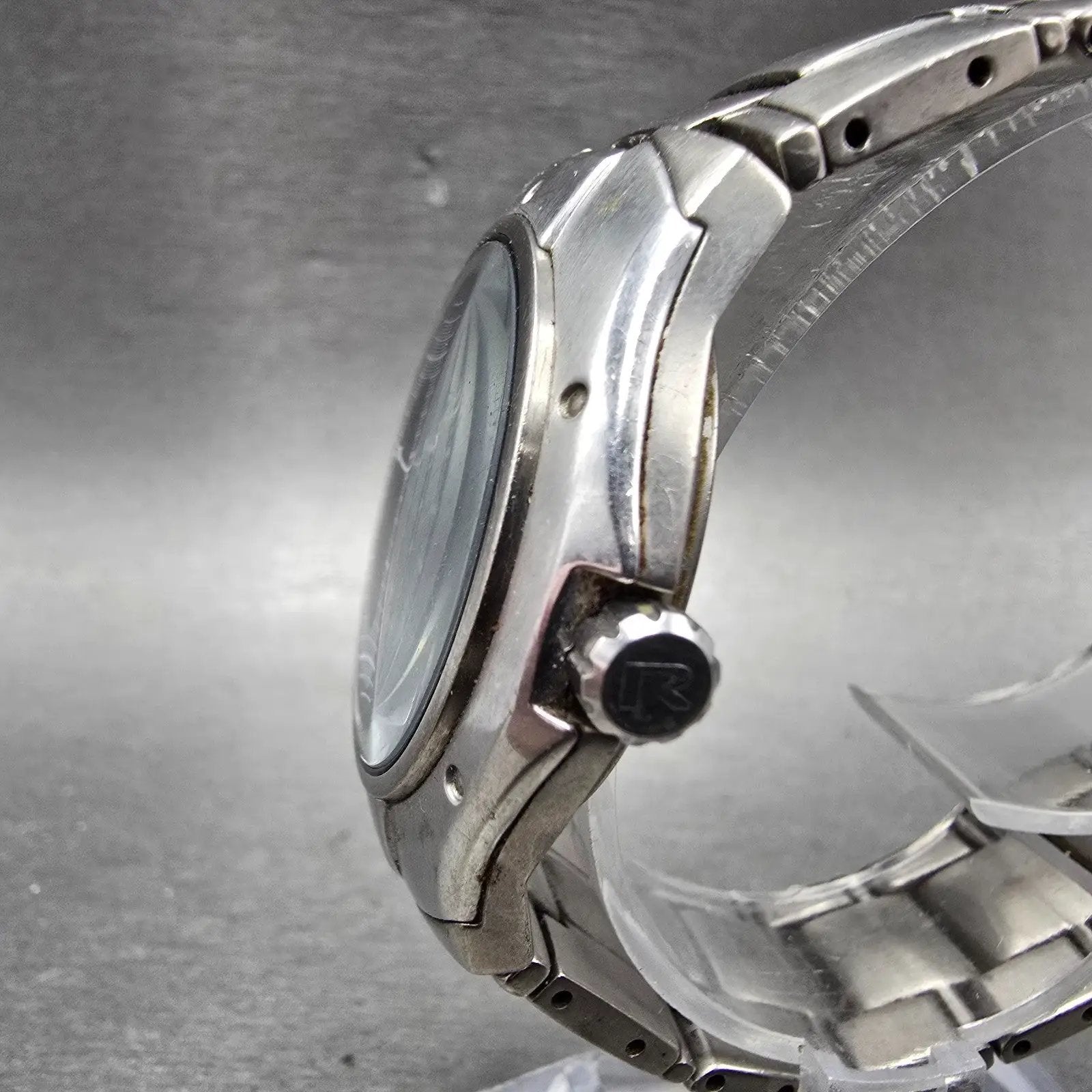 Seiko Alba Solar Watch Men 39mm Black Dial Titanium Daydate Round V14J-0AA0 Runs2