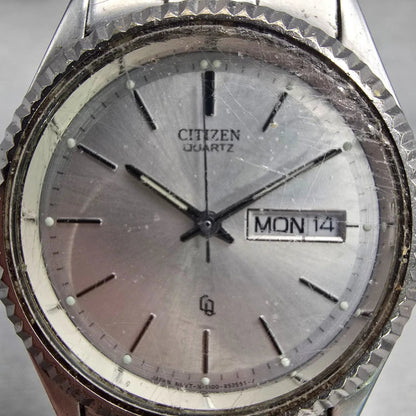 Citizen CQ Watch Men 35mm Silver Dial Silver Tone Daydate 1102-R12527 New Batt1