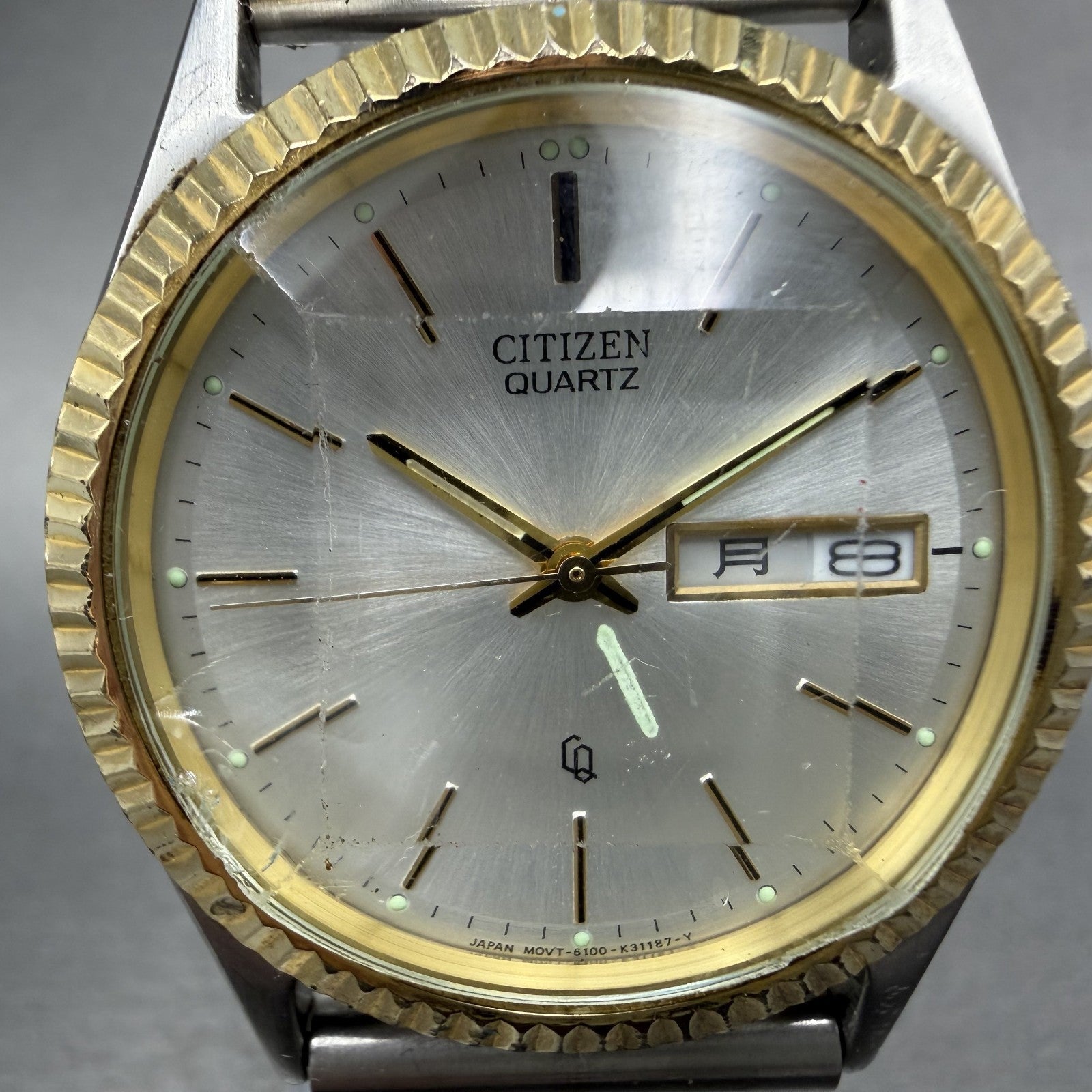 Citizen CQ President Watch Men 36mm Silver Dial Two Tone Daydate Round New Bat V1
