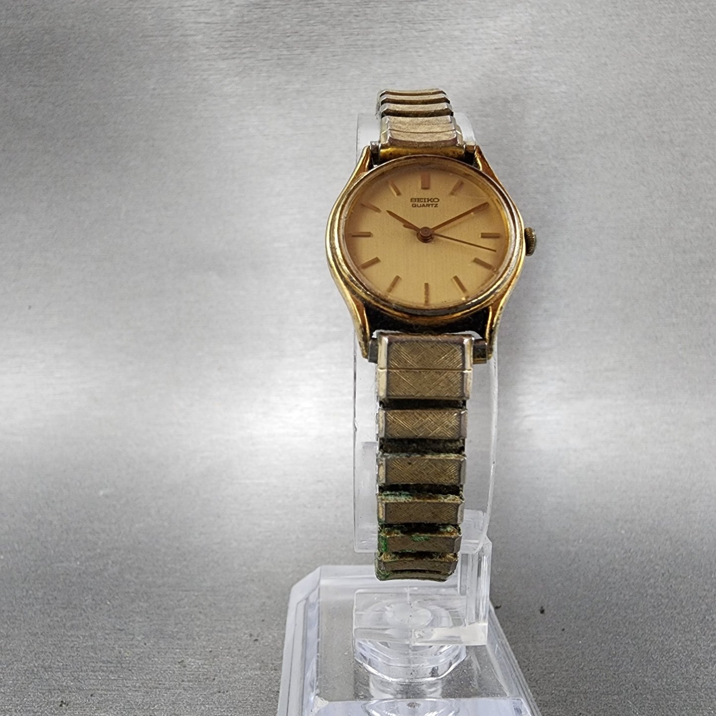 Seiko Watch Women 20mm Champagne Dial Gold Tone Round 20210029 New Battery5