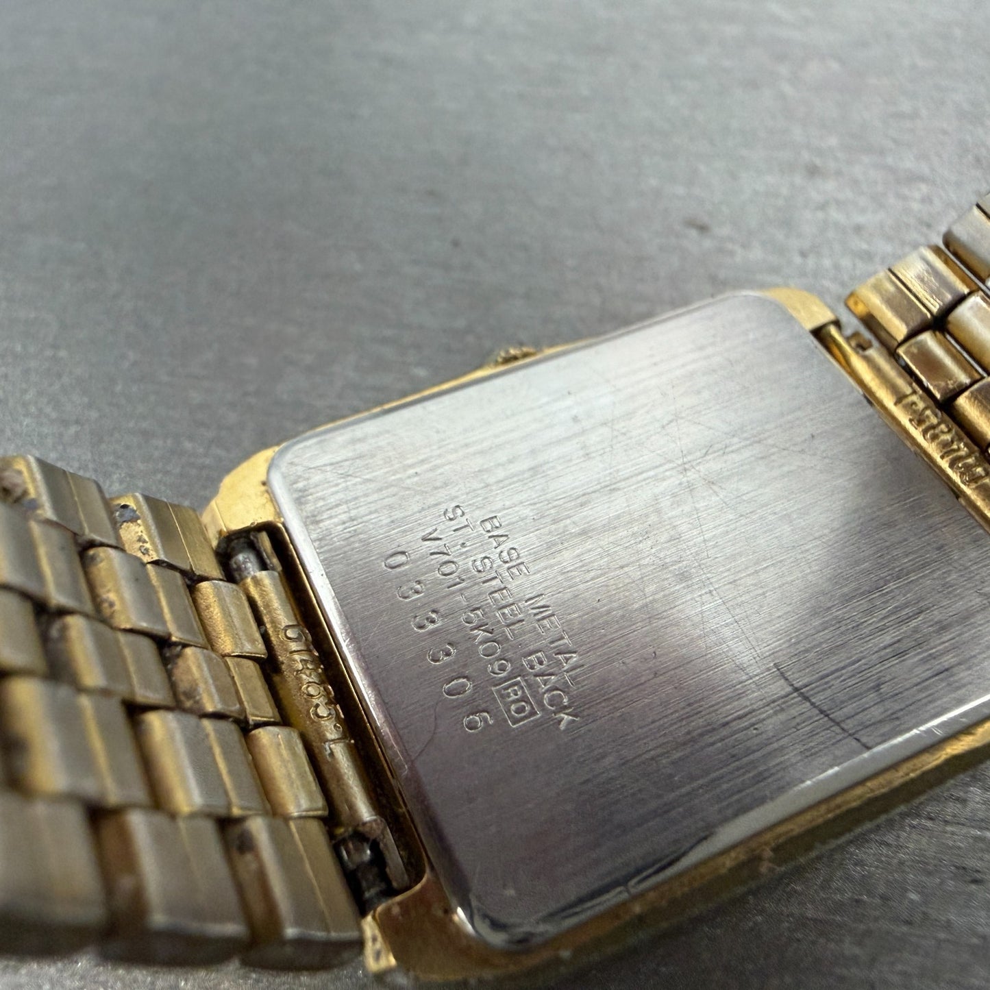 Seiko Tank Watch Men 25mm Silver Dial Gold Tone Rectangle V701-5k09 New Battery9