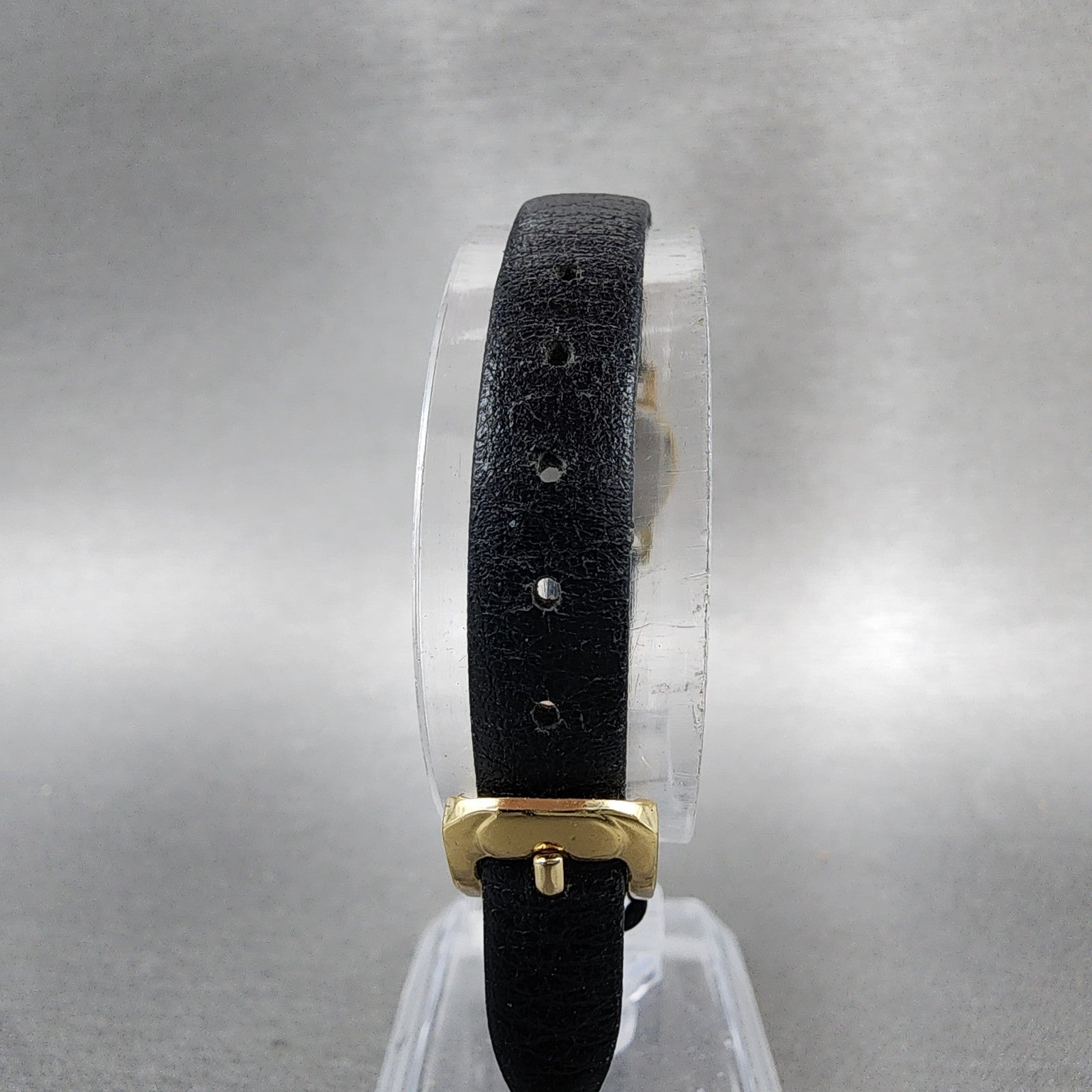 Seiko Watch Women 20mm Black Dial Gold Tone Round 2y000A19 New Battery Vintage7