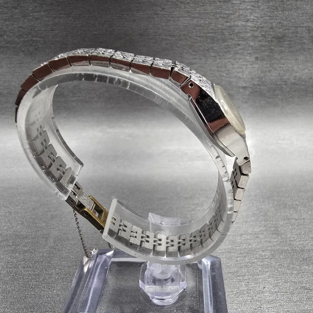 Seiko Watch Women 17mm Silver Dial Silver Tone Oval 11-7619 Manual Wind VTG JP8