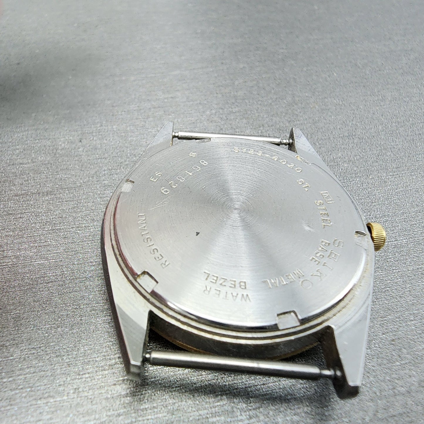 Seiko SQ Watch Men 33mm Gray Dial Two Tone Round Daydate 5y236020 PARTS11