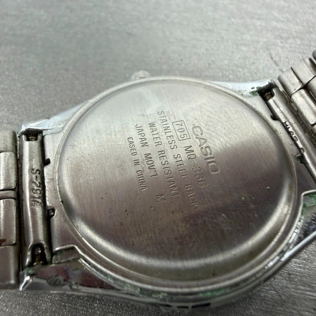 48294729