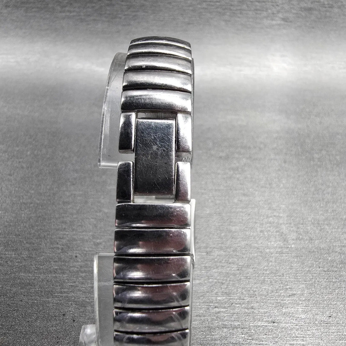 Bulova Watch Women 17mm MOP Dial Two Tone Square 98T71 New Battery7