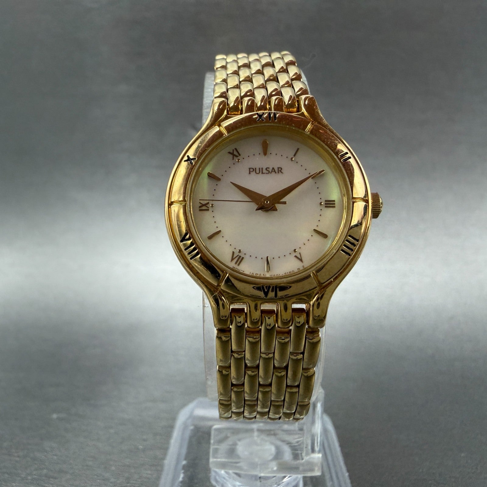 Seiko Pulsar Watch Women 24mm MOP Dial Gold Tone Round V401-1730 New Battery5
