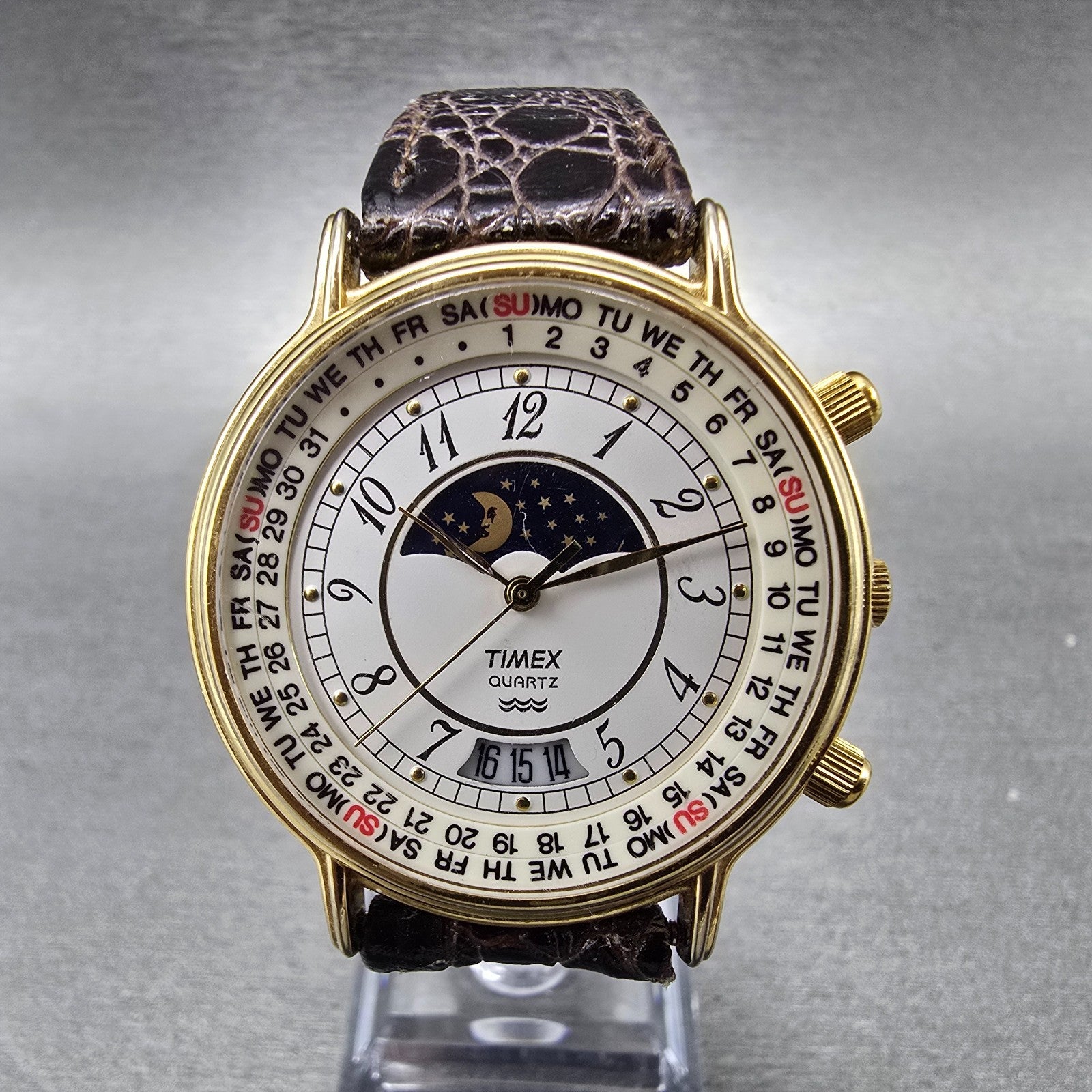Timex Sun&Moon Watch Men 37mm White Dial Gold Tone Daydate Round New Battery0