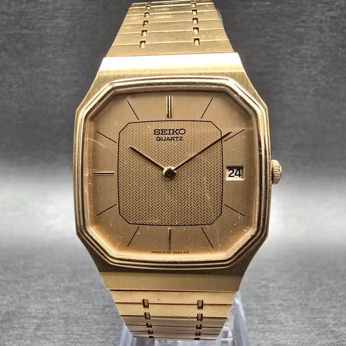 Seiko Watch Men 29mm Gold Dial Gold Tone Date Rectangle 6439-5039 New Battery0