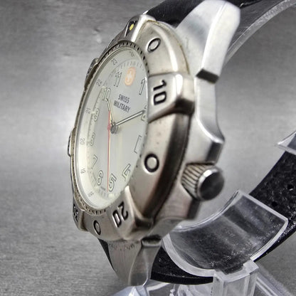 Wenger Swiss Military Dive Watch Men 39mm Silver Dial Steel Date 095.0495 NewBat2