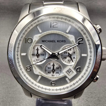 Michael Kors Runway Chrono Watch Men 45mm Silver Dial Silver Date MK8086 New Bat1