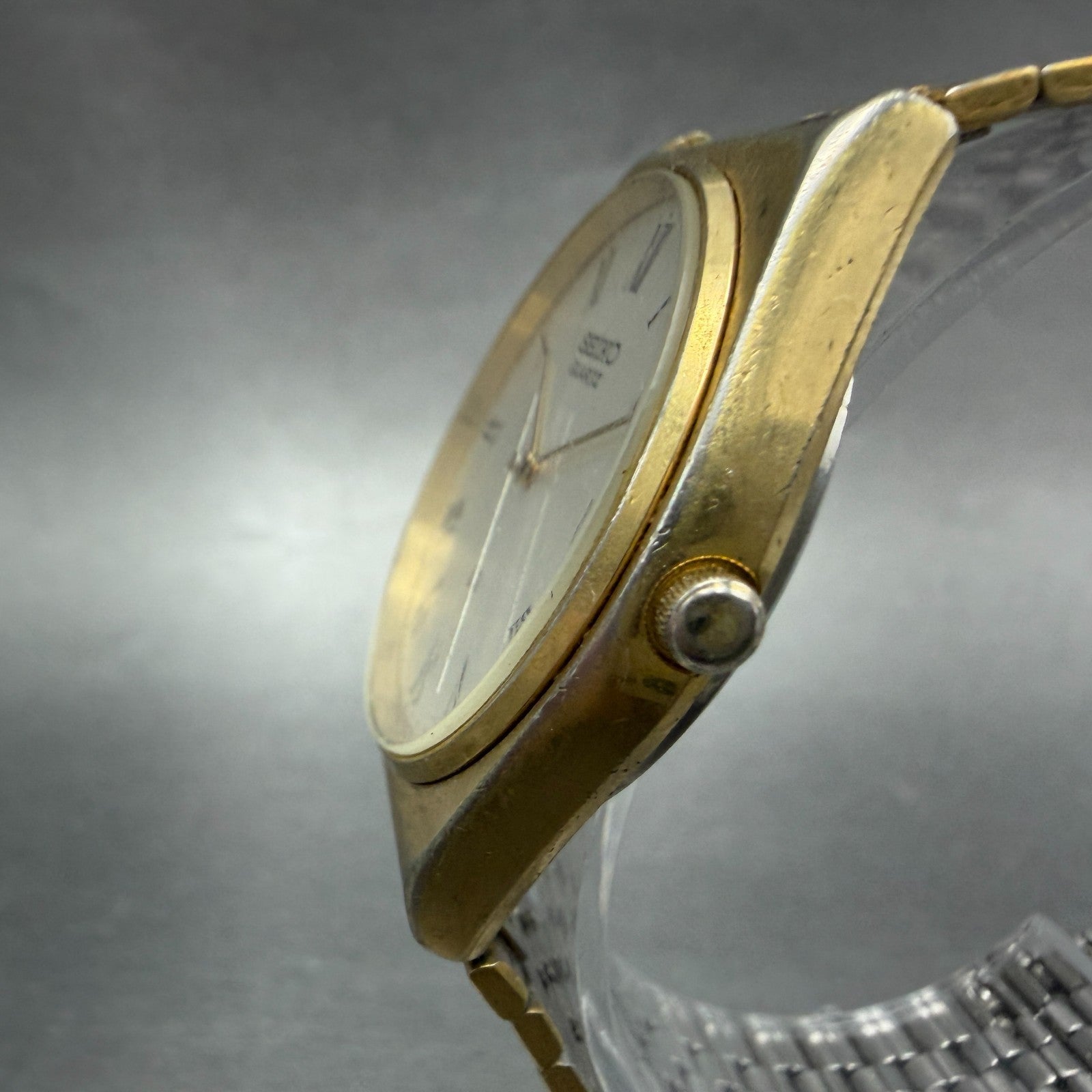 Seiko SQ Watch Men 33mm Silver Dial Gold Tone Date Round 8222-8019 New Battery2
