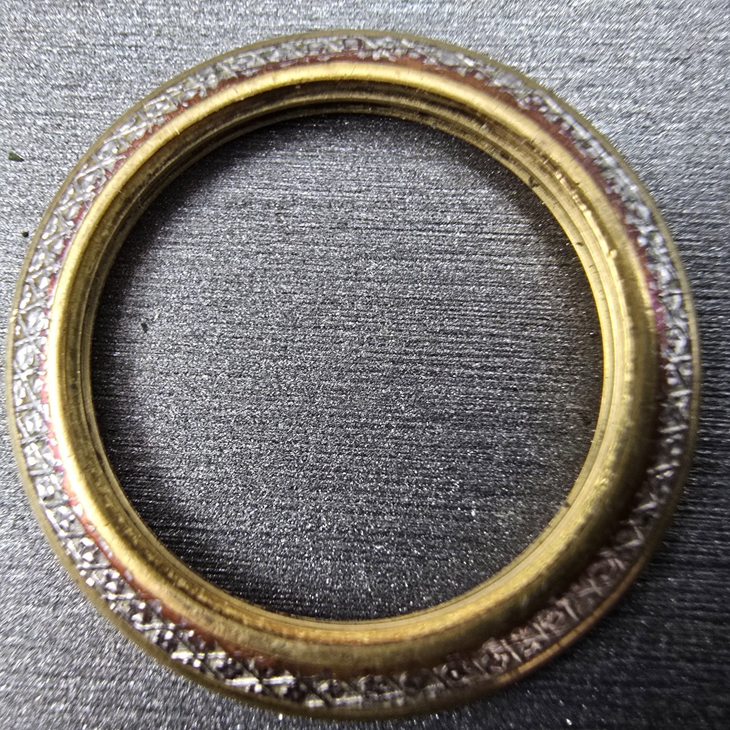Gucci Diamond Cut Bezel Gold Vintage For 1100L 1200L 11/12.21