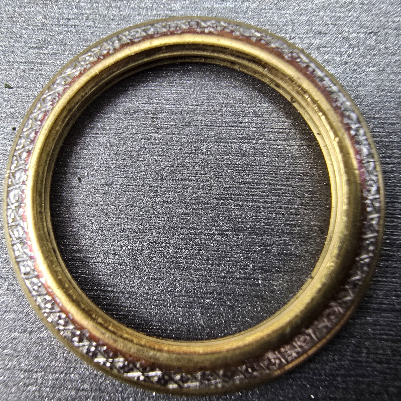 Gucci Diamond Cut Bezel Gold Vintage For 1100L 1200L 11/12.21