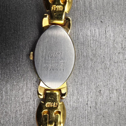 Seiko Watch Women 16mm White Dial Gold Tone Oval Y150-5P00 New Battery Vintage10