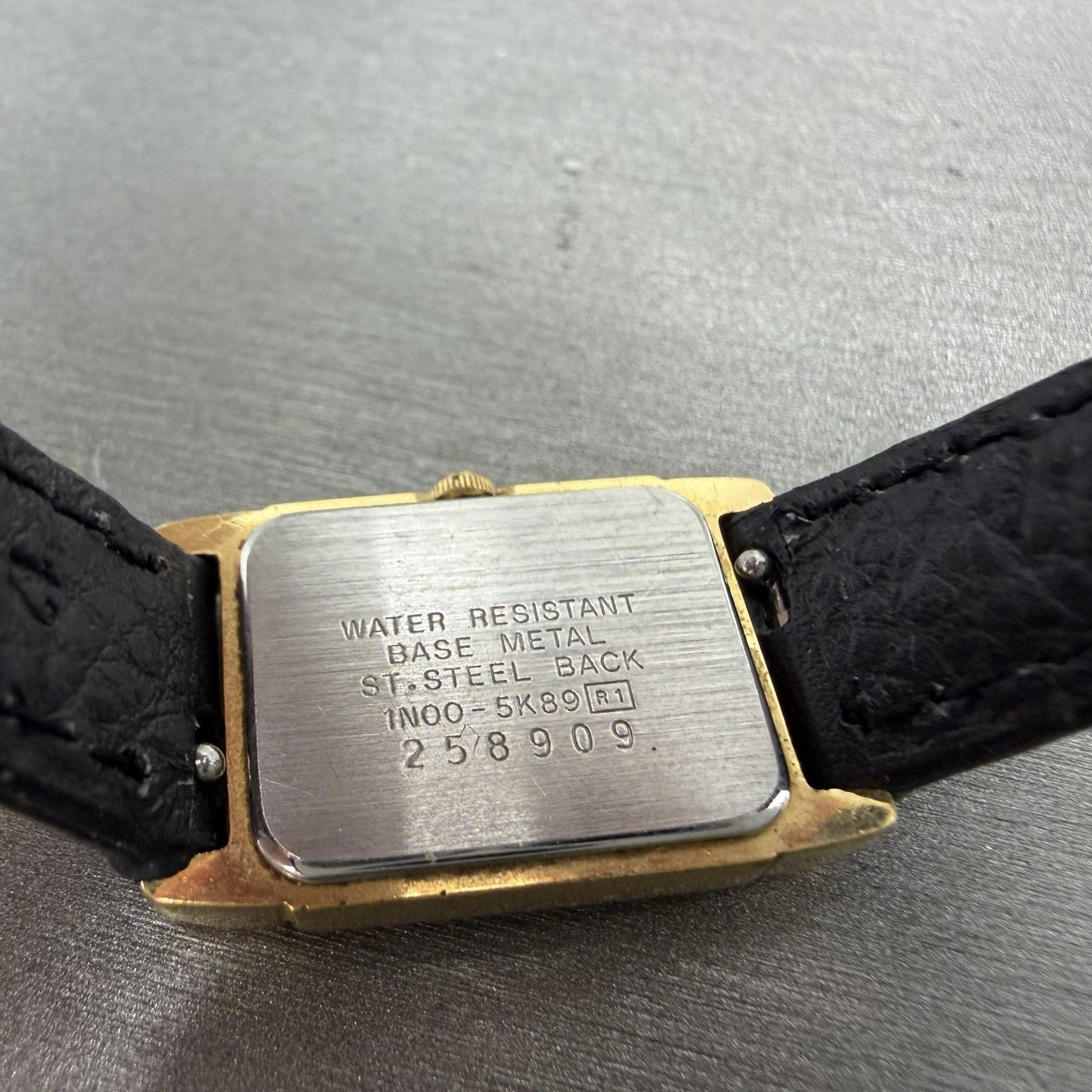 Seiko Tank Watch Women 17mm White Dial Gold Tone Rectangle 1N005k89 New Battery9