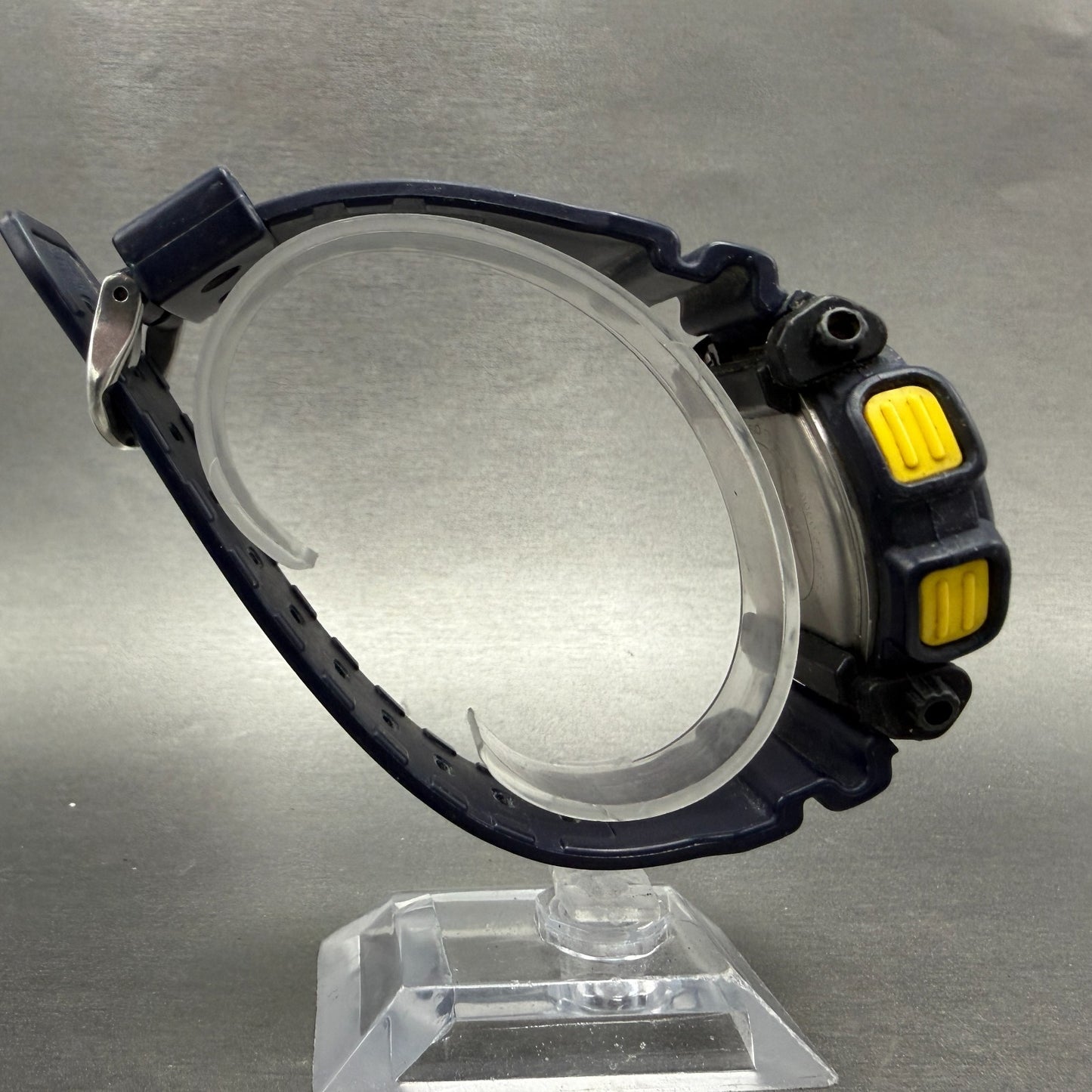 Casio G-Shock DW-9050 Watch Men 43mm Digital Blue Yellow Alarm Chrono New Batt8