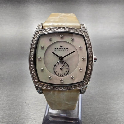 Skagen Watch Women 32mm MOP Dial Silver Tone Gemmed 961SSLW4A New Battery0
