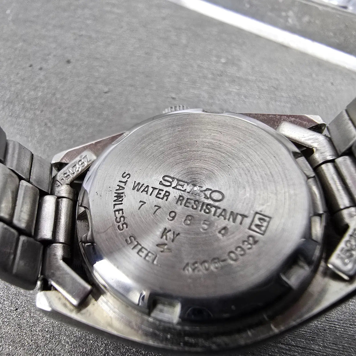 Seiko 5 Automatic Watch Women 25mm Silver Dial Silver Round 4206-0332 Works10