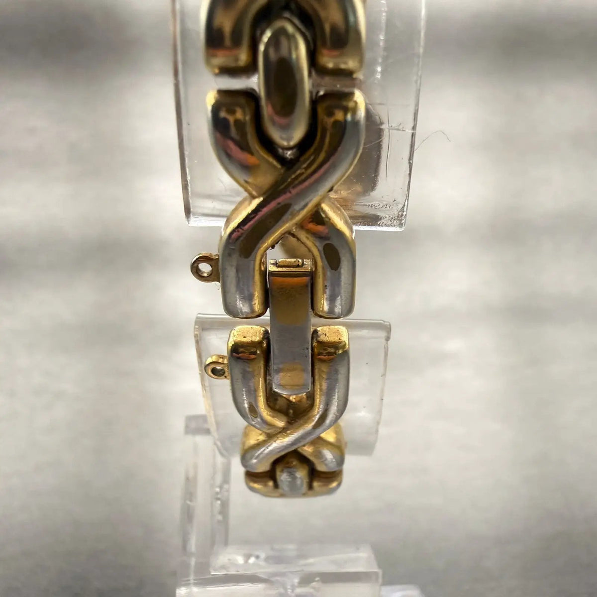48302316