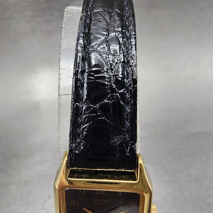 Seiko Tank Watch Women 17mm Black Dial Gold Tone Rectangle V4005538 New Battery4