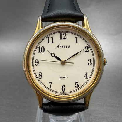 Seiko Avenue Watch Men 31mm White Dial Gold Tone Round 5P31-6C00 New Battery0