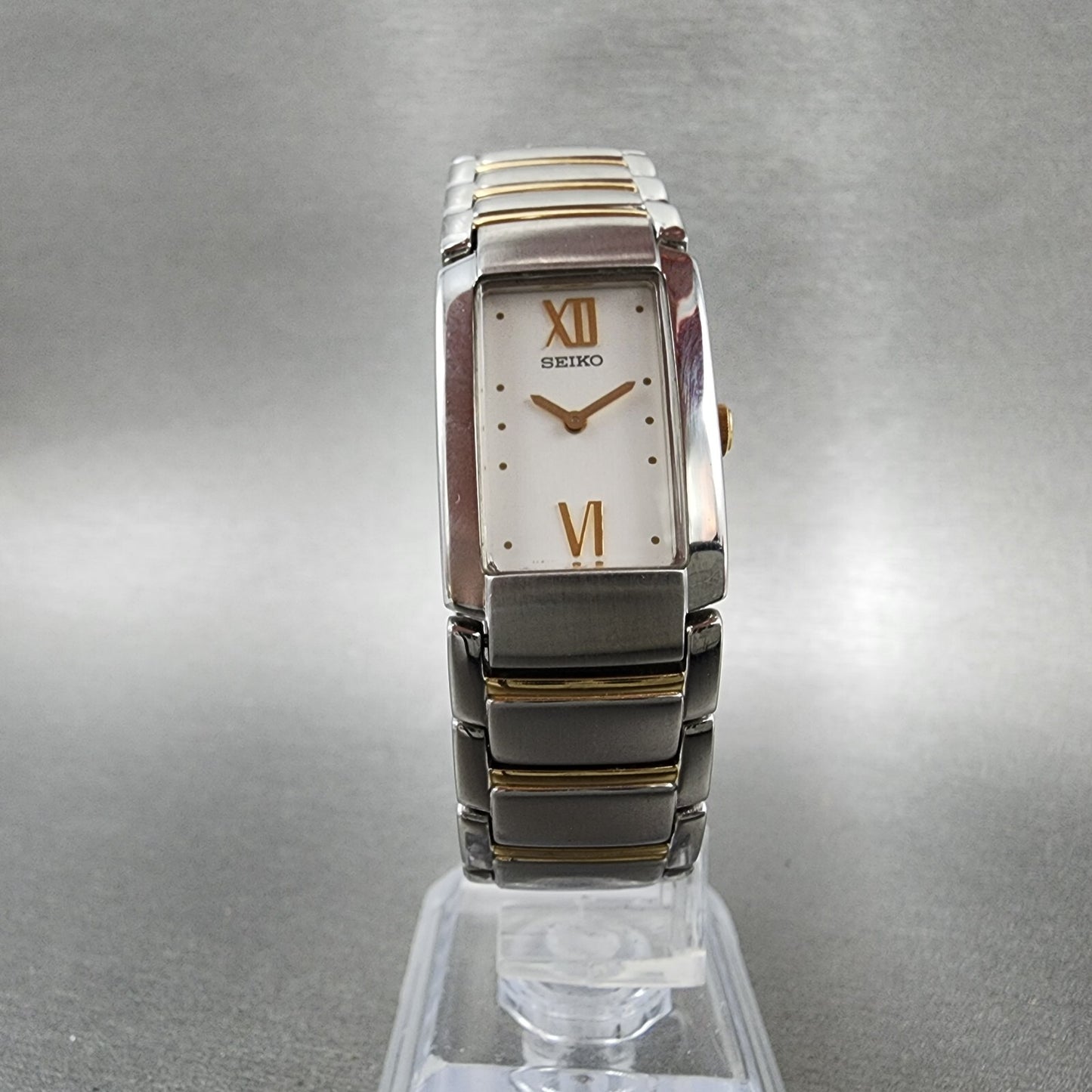Seiko Tank Watch Women 18mm White Dial Toe Tone Rectangle 1n000ez0 New Battery5