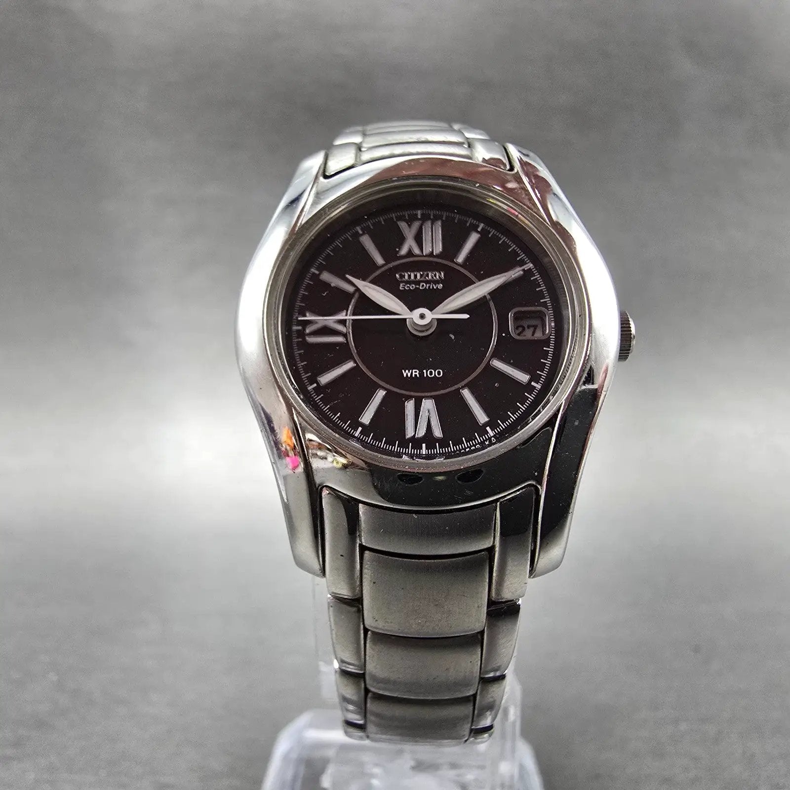Citizen Watch Women 25mm Black Dial Silver Tone Date Round E011-S015502 Runs BG6