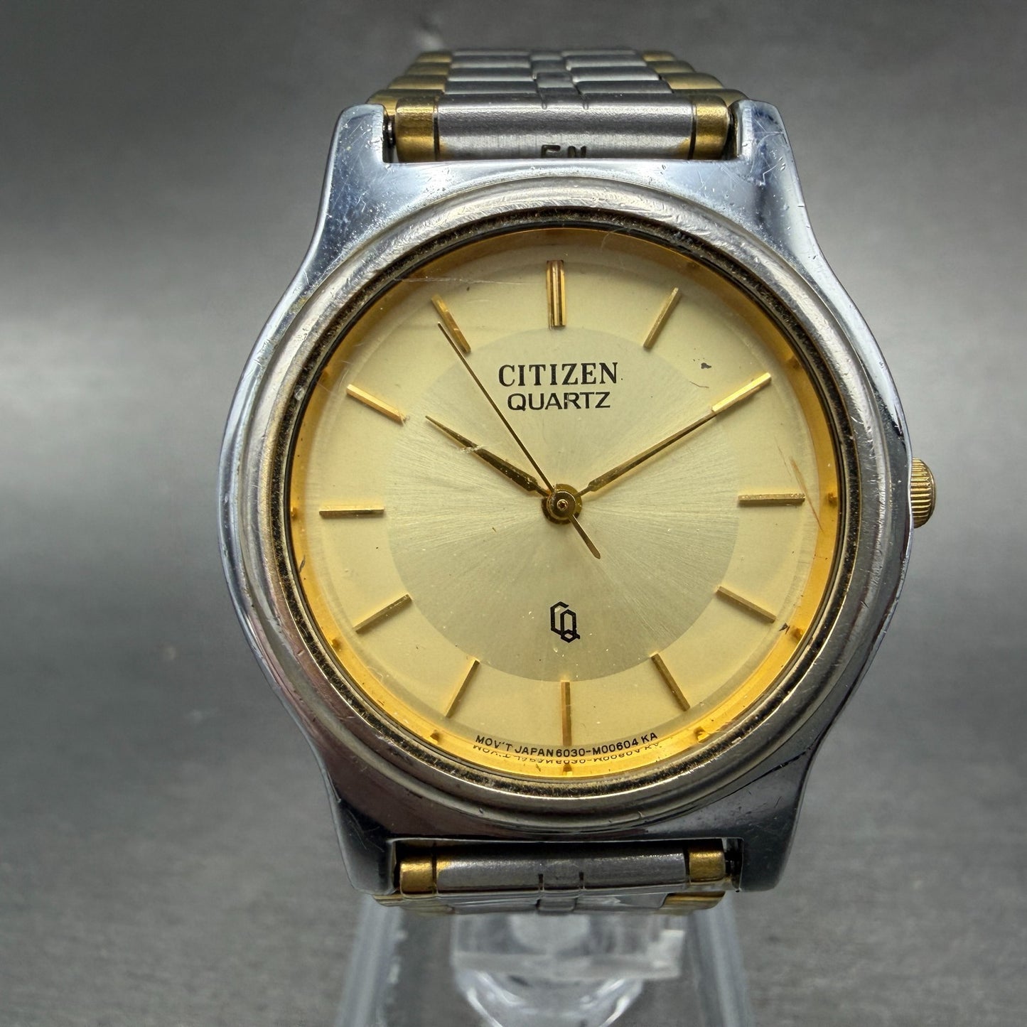 Citizen CQ Watch Unisex 33mm Champagne Dial Two Tone Round 6030-075099 New batt0