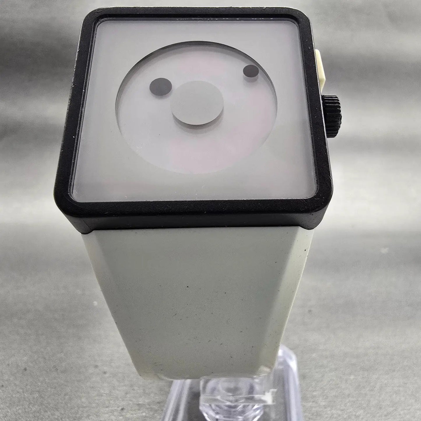 Nixon The Newton Watch Men 38mm White Dial Black Tone Square New Battery6