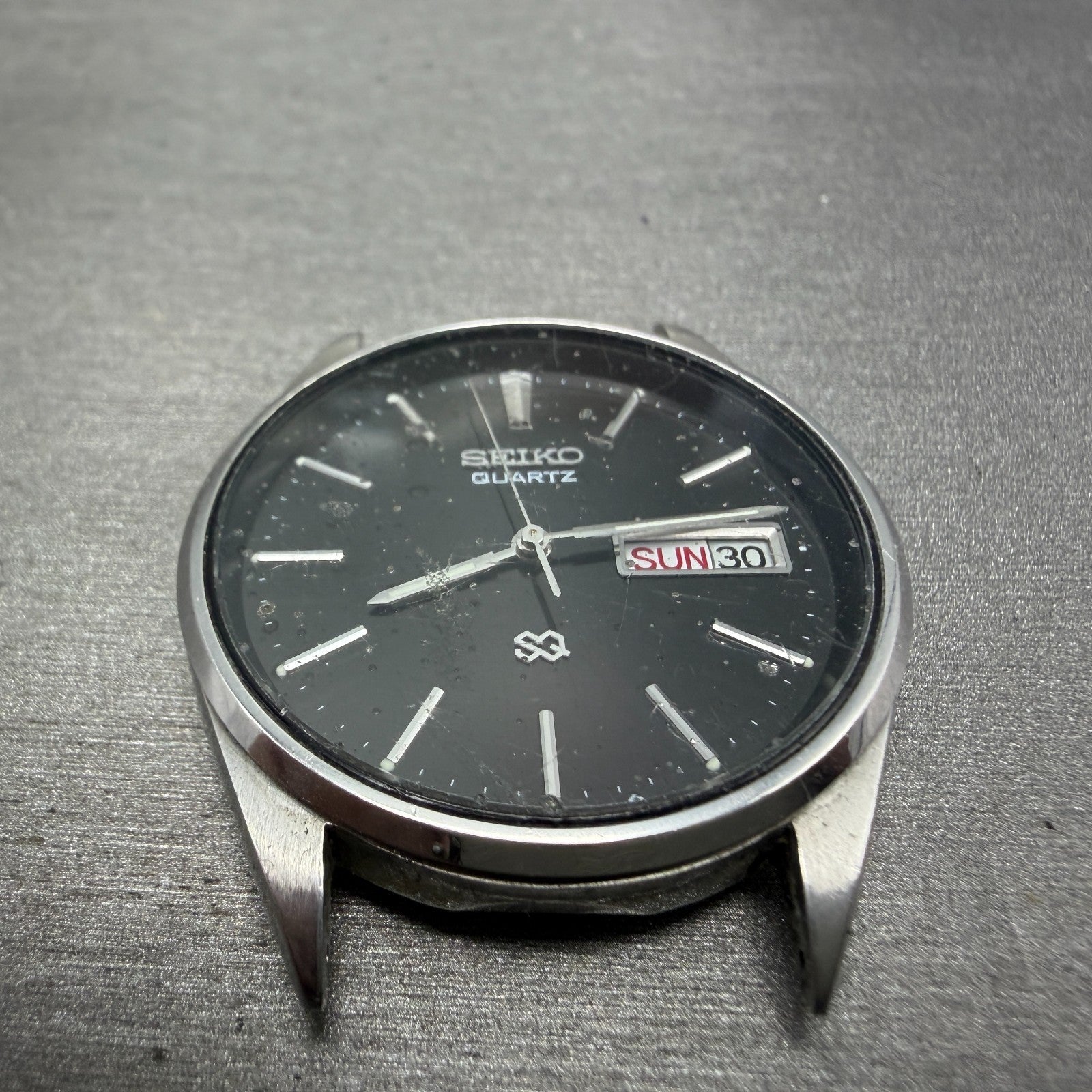 Seiko SQ Watch Men 34mm Black Dial Silver Tone Daydate Round 8123-800A PARTS3