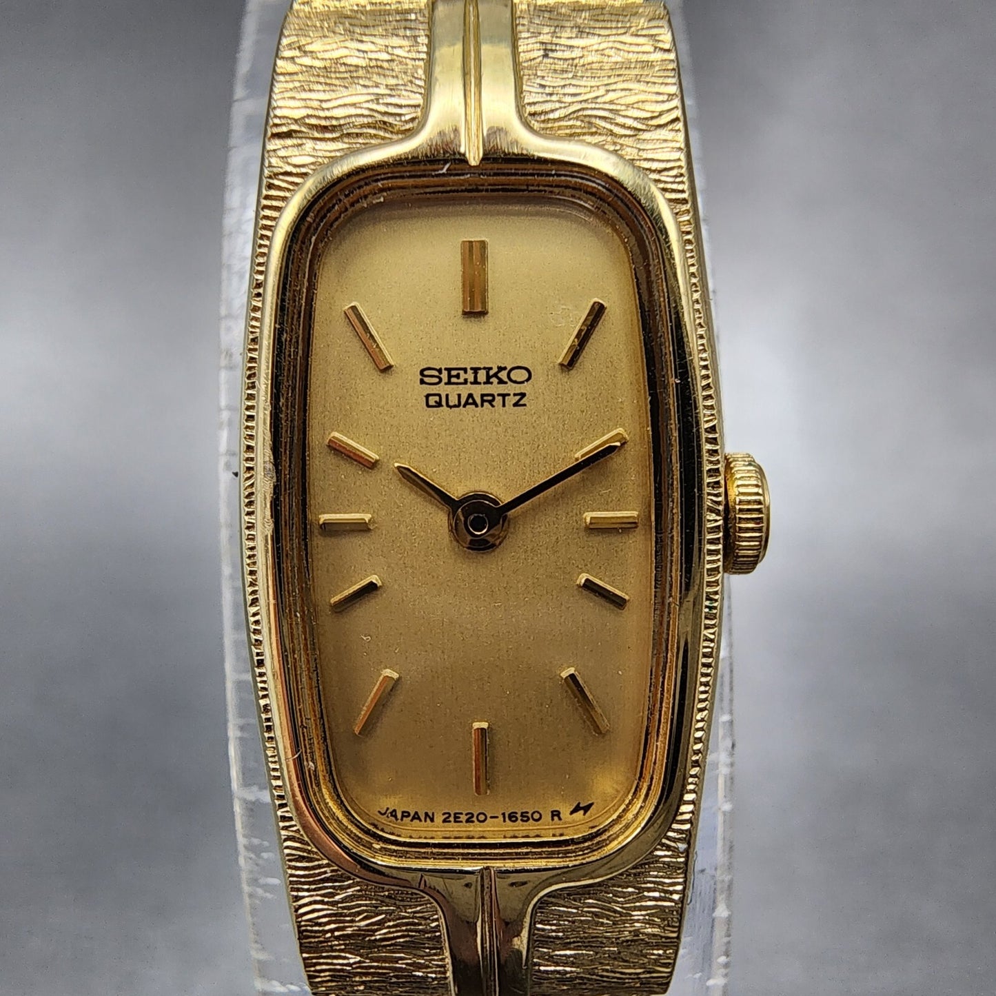 Seiko Tank Watch Women 13mm Gold Dial Gold Tone Rectangle 2E206259 New Battery1