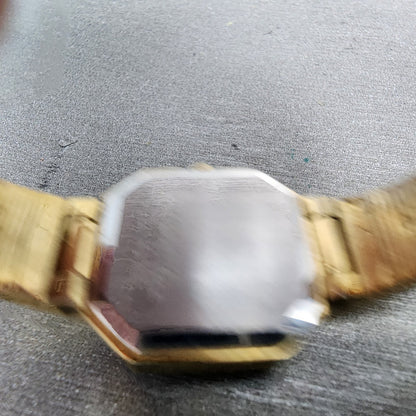 Seiko Watch Women 20mm Champagne Dial Gold Tone Octagon 23205889 New Battery9