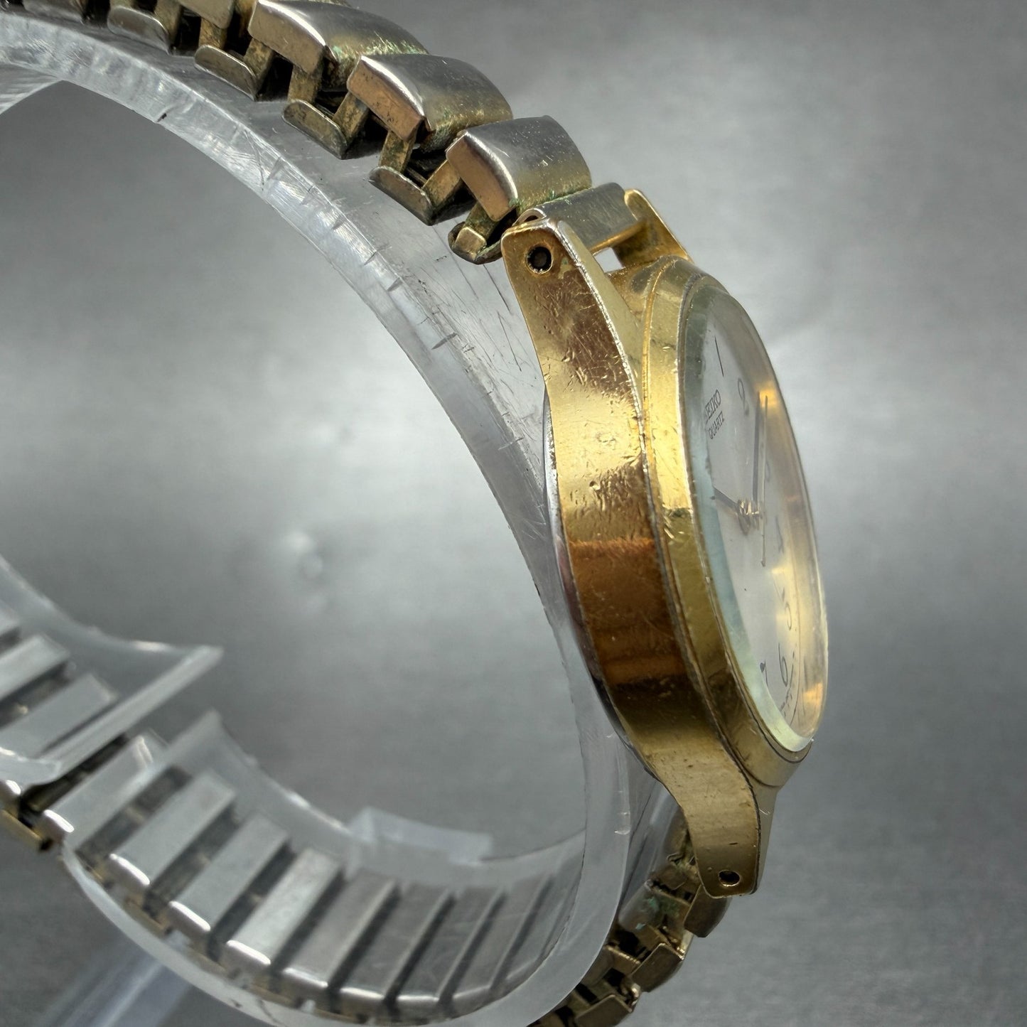 Seiko Watch Women 25mm Silver Dial Gold Tone Round 2621-0130 New Battery Vintage3