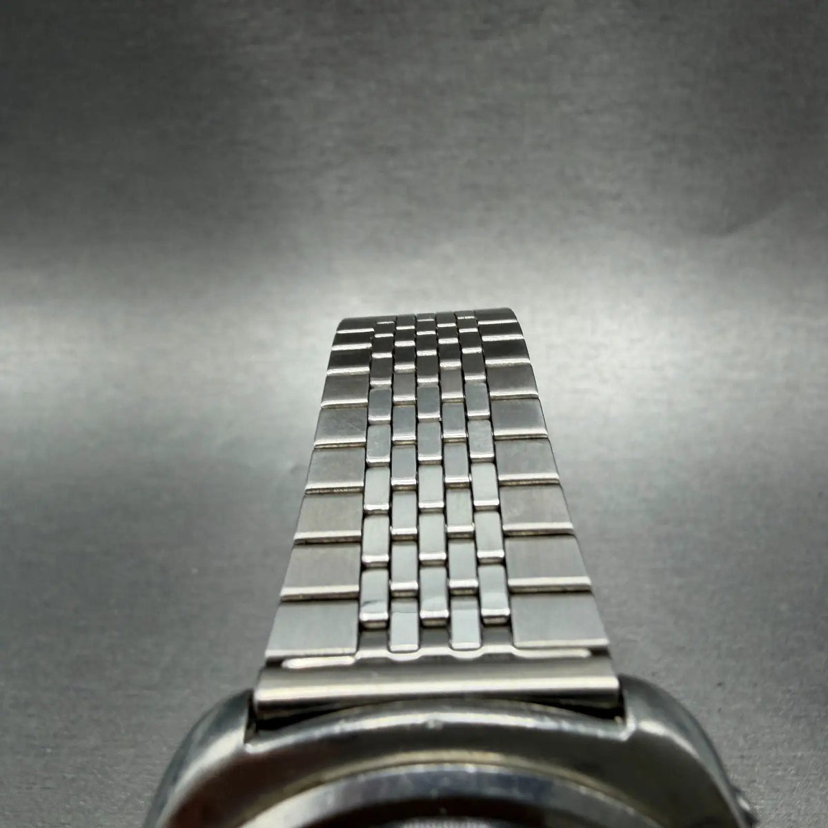 48302711