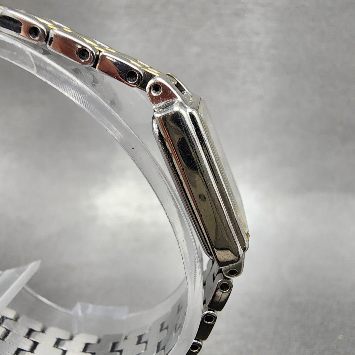 Seiko Tank Watch Women 16mm White Dial Two Tone Rectangle 1N010FH0 New Battery3