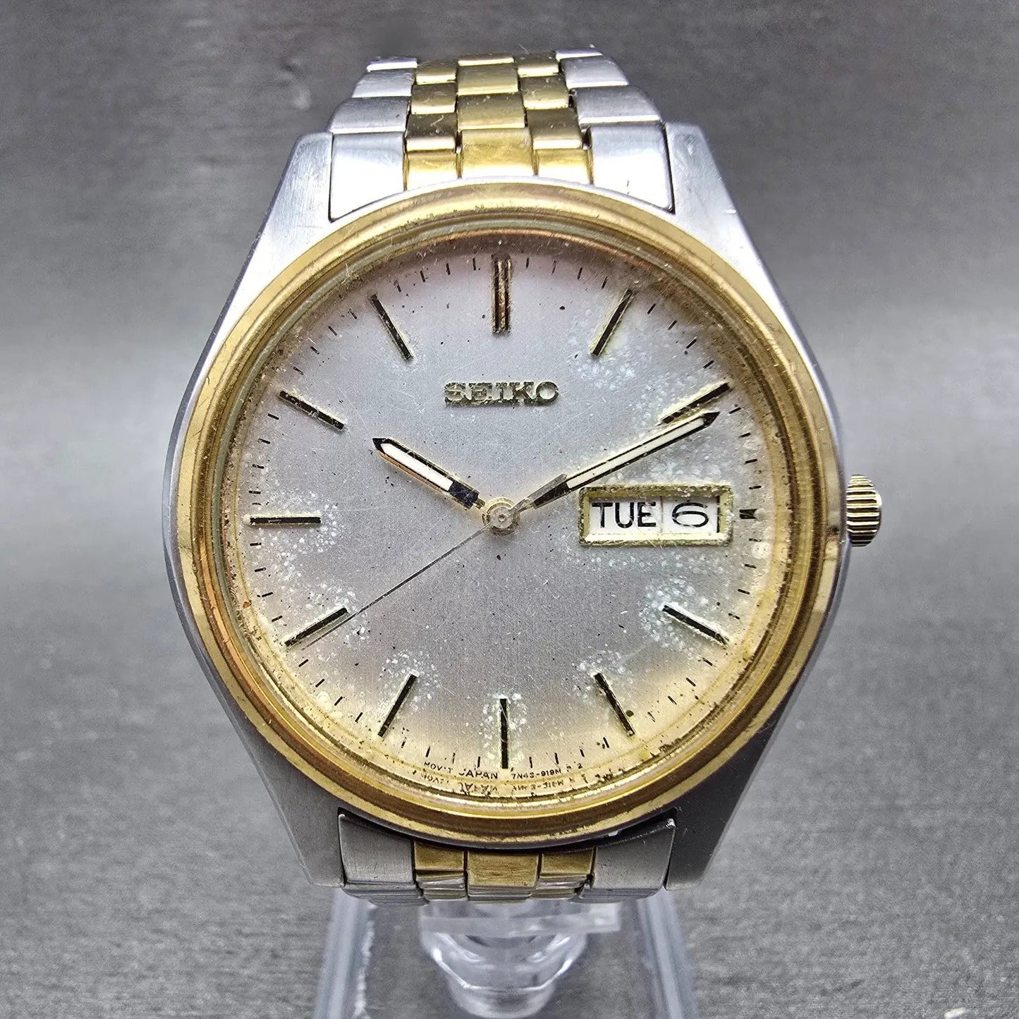 Seiko Watch Men 37mm Silver Dial Two Tone Daydate Round 7N43-9048 PARTS Vintage0