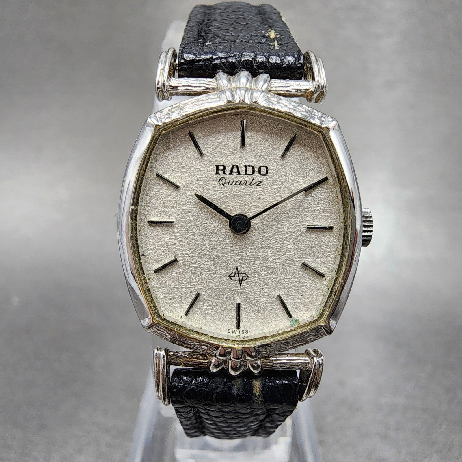 Rado Watch Women 20mm Silver Dial Silver Tone Round New Battery0