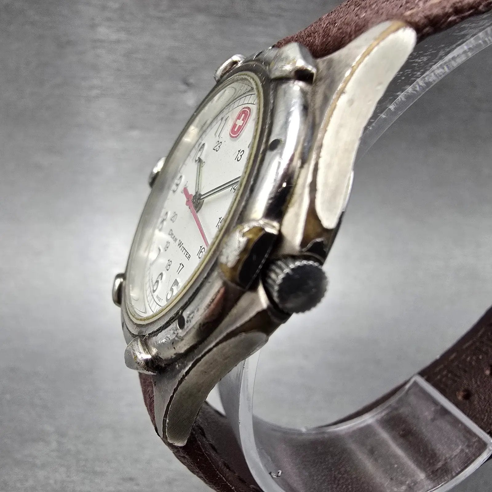 Wenger SAK Designs Watch Men 36mm White Dial Silver Tone Date Round PARTS3