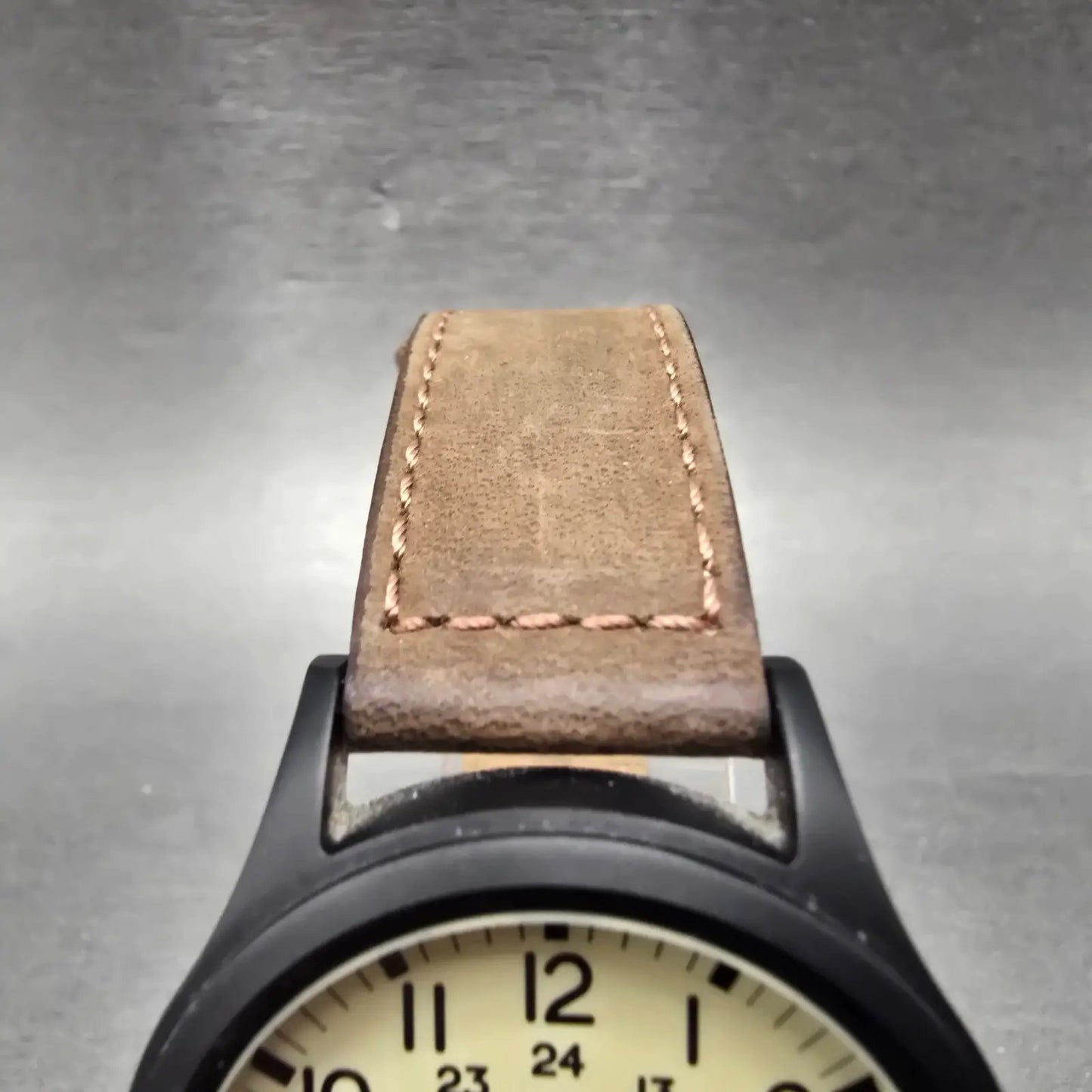 Timex Expedition Scout Watch Men 40mm Cream Dial Black Tone Date Round New BattP4