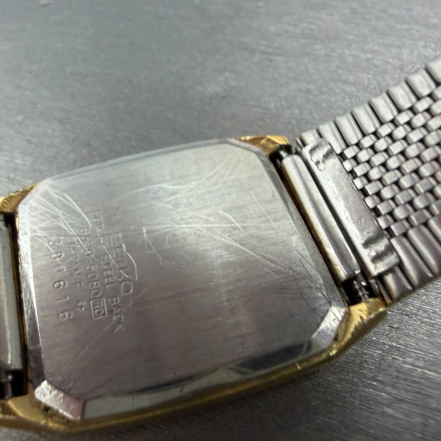 Seiko Tank Watch Men 26mm Champagne Dial Gold Tone Rectangle 6530-5080 PARTS10