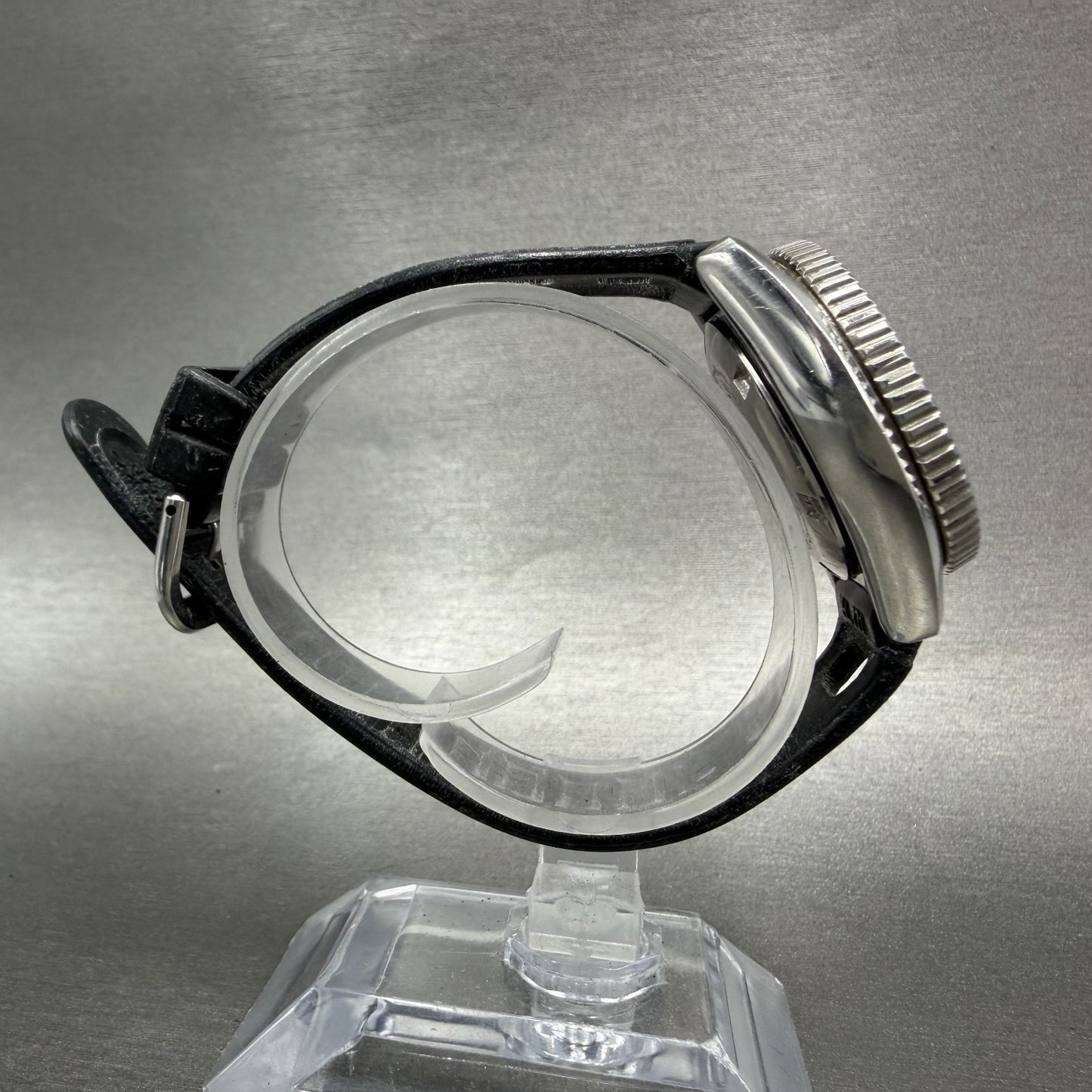 Seiko SQ Dive Watch Women 34mm Black Dial Steel Date Round 2625-0019 PARTS9