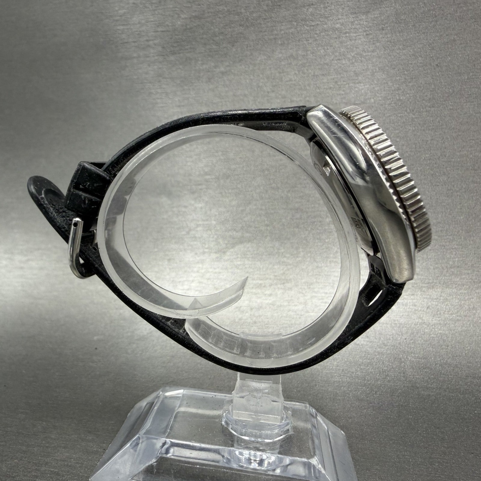 Seiko SQ Dive Watch Women 34mm Black Dial Steel Date Round 2625-0019 PARTS9