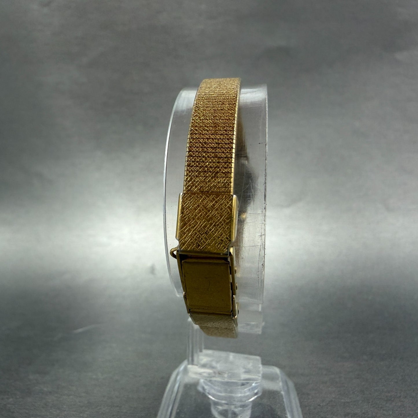 Seiko Watch Women 17mm Champagne DIla Gold Tone Round 2C20-0140 New Battery VTG7