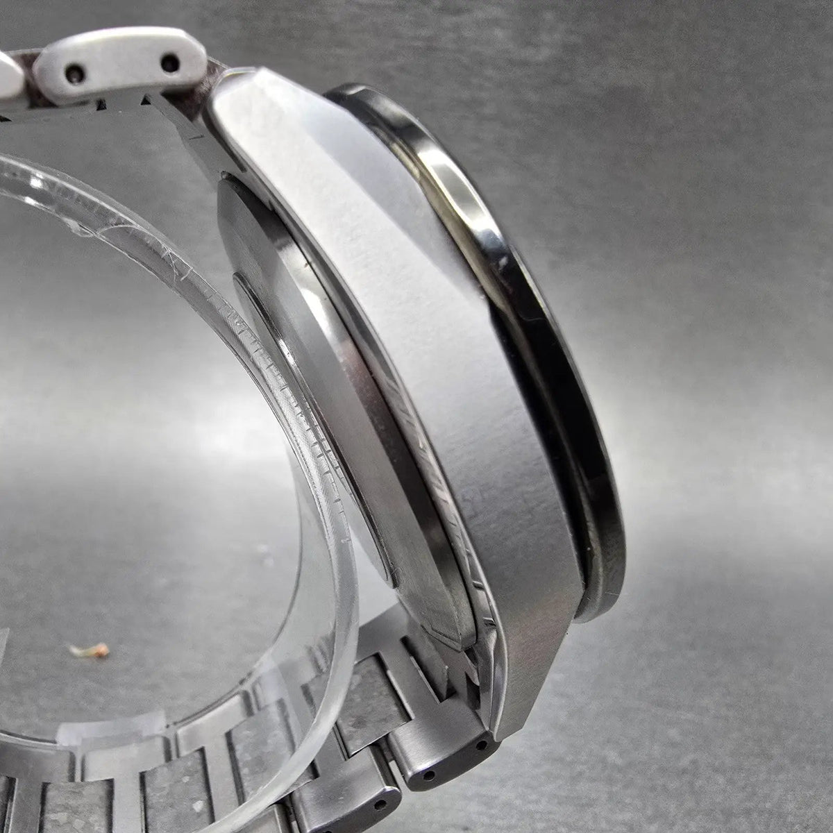Citizen Attesa Eco-Drive Satellite Wave GPS Platinum Shine Watch Men3